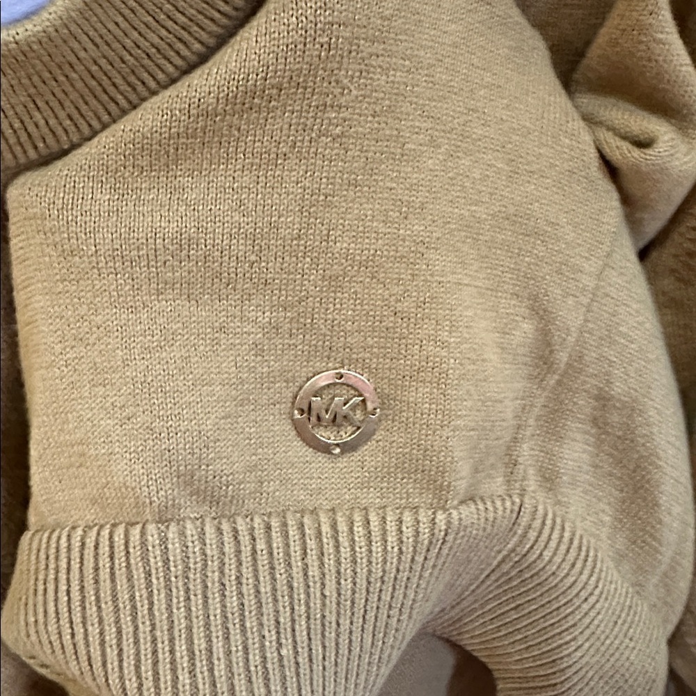 Michael Kors Oversized Sweater - Picture 3 of 5